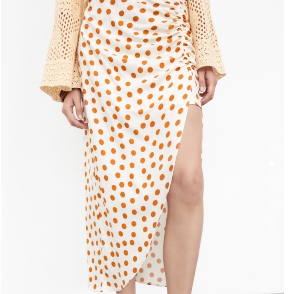 NWT Zara S polka dot skirt with ruching